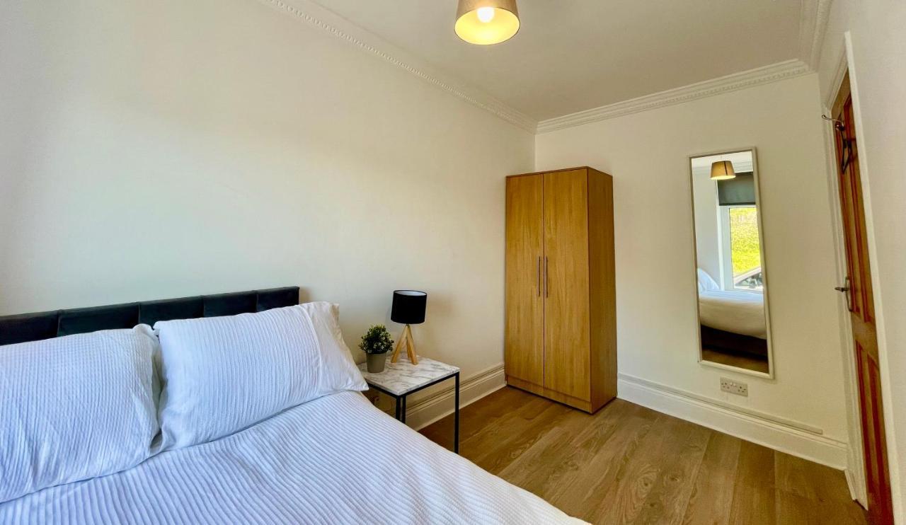 Huge Serviced Apartment With Free Parking Jesmond Exterior photo